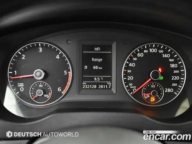 Volkswagen Jetta 2011 2.0 автомат (гидро), миниатюра 8