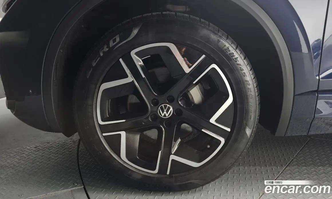 Volkswagen Touareg 2024 3.0 автомат (гидро), фото 5 Volkswagen Touareg 2024 3.0 автомат (гидро), фото 5