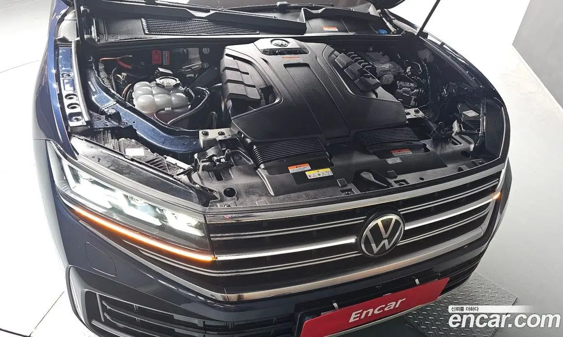 Volkswagen Touareg 2024 3.0 автомат (гидро), фото 6 Volkswagen Touareg 2024 3.0 автомат (гидро), фото 6