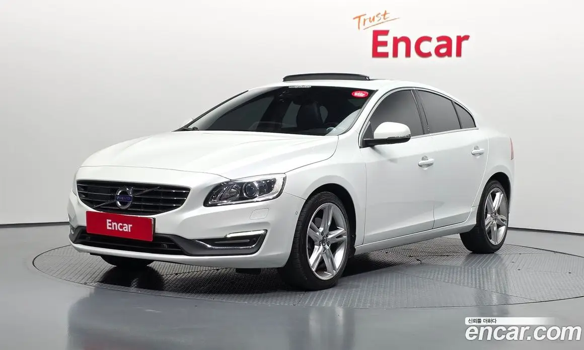 Volvo S60 2016 2.0 автомат (гидро), фото 1 Volvo S60 2016 2.0 автомат (гидро), фото 1