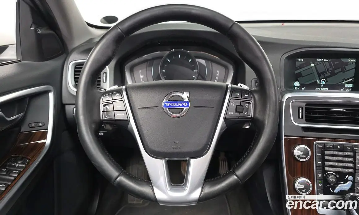 Volvo S60 2016 2.0 автомат (гидро), фото 13 Volvo S60 2016 2.0 автомат (гидро), фото 13