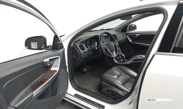 Volvo S60 2016 2.0 автомат (гидро), миниатюра 10 Volvo S60 2016 2.0 автомат (гидро), миниатюра 10