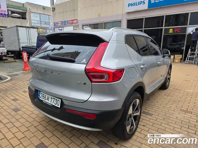 Volvo XC40 2022 2.0 автомат (гидро), миниатюра 2 Volvo XC40 2022 2.0 автомат (гидро), миниатюра 2