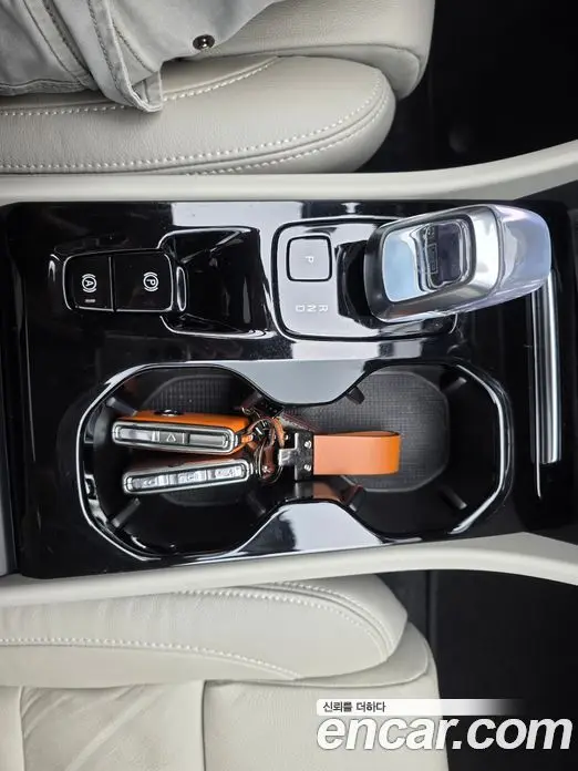 Volvo XC40 2022 2.0 автомат (гидро), миниатюра 9 Volvo XC40 2022 2.0 автомат (гидро), миниатюра 9