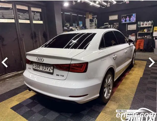Audi A3 2015 2.0 автомат (гидро), миниатюра 3
