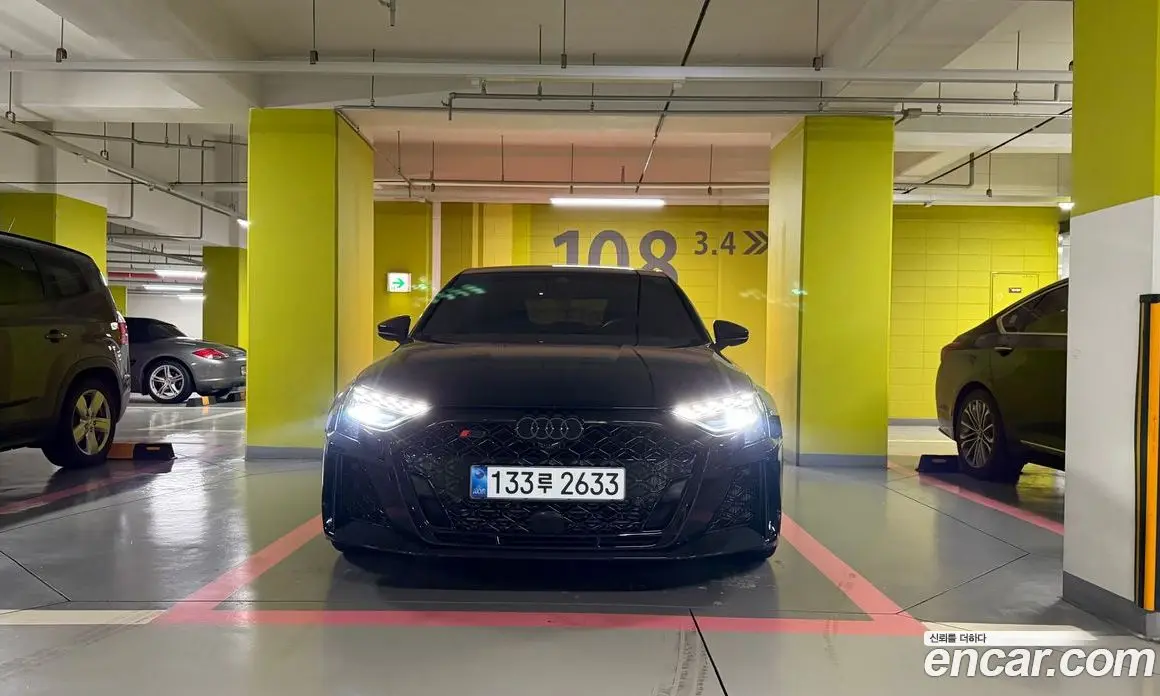 Audi RS3 2025 2.5 автомат (гидро), фото 3 Audi RS3 2025 2.5 автомат (гидро), фото 3