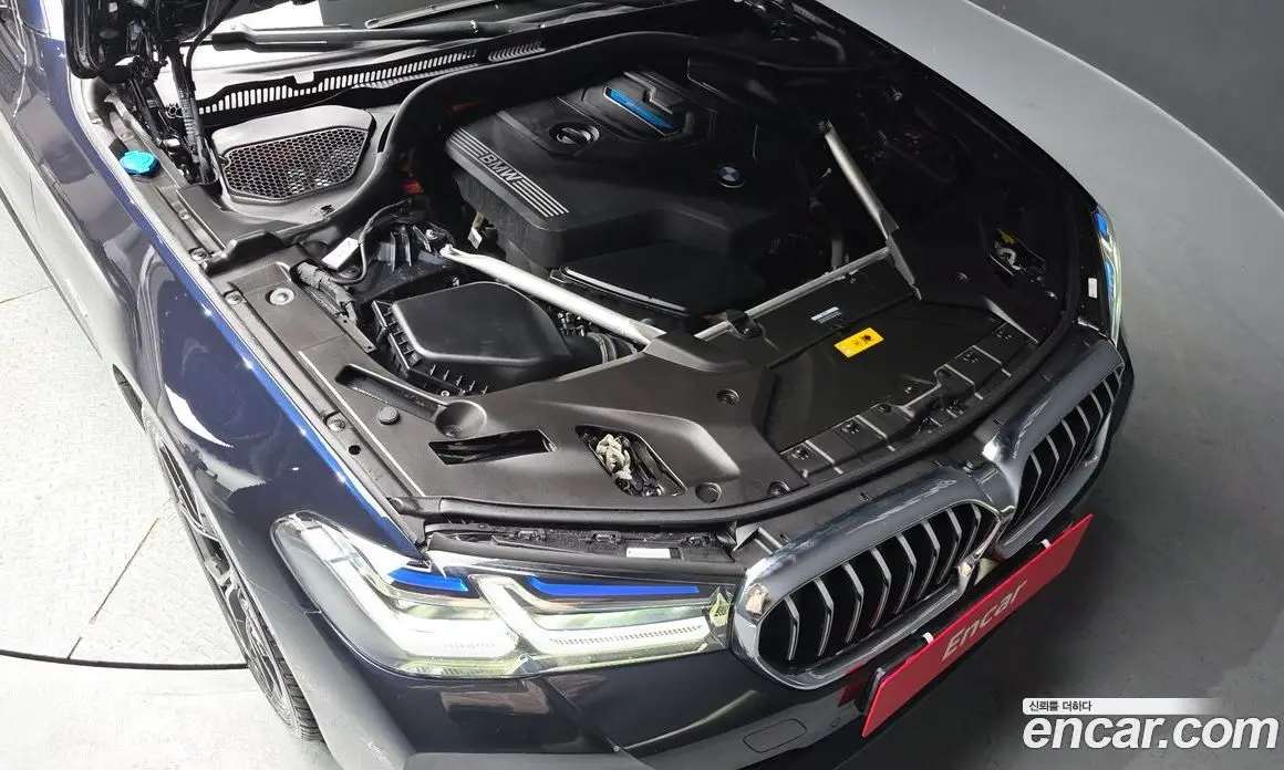 BMW 5 серия 2023 2.0 автомат (гидро), фото 6