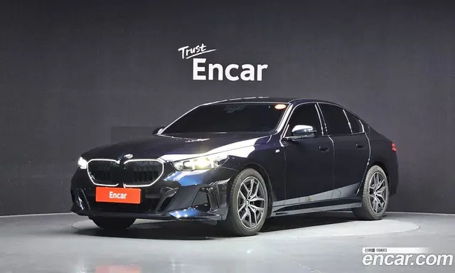 BMW 5 серия, 2025, 9 442 км