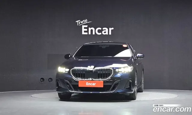 BMW 5 серия 2025 2.0 автомат (гидро), миниатюра 3 BMW 5 серия 2025 2.0 автомат (гидро), миниатюра 3