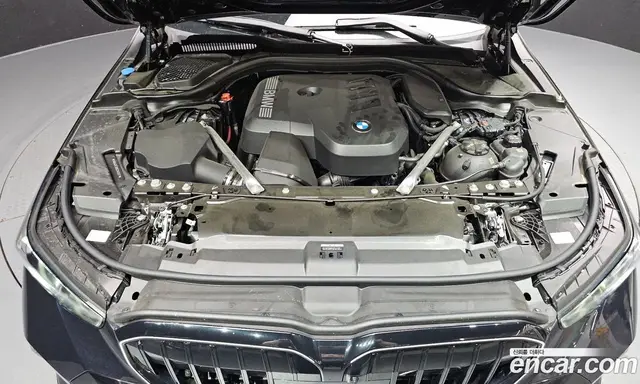 BMW 5 серия 2025 2.0 автомат (гидро), миниатюра 6 BMW 5 серия 2025 2.0 автомат (гидро), миниатюра 6