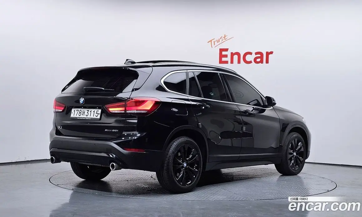 BMW X1 2020 2.0 автомат (гидро), фото 2 BMW X1 2020 2.0 автомат (гидро), фото 2
