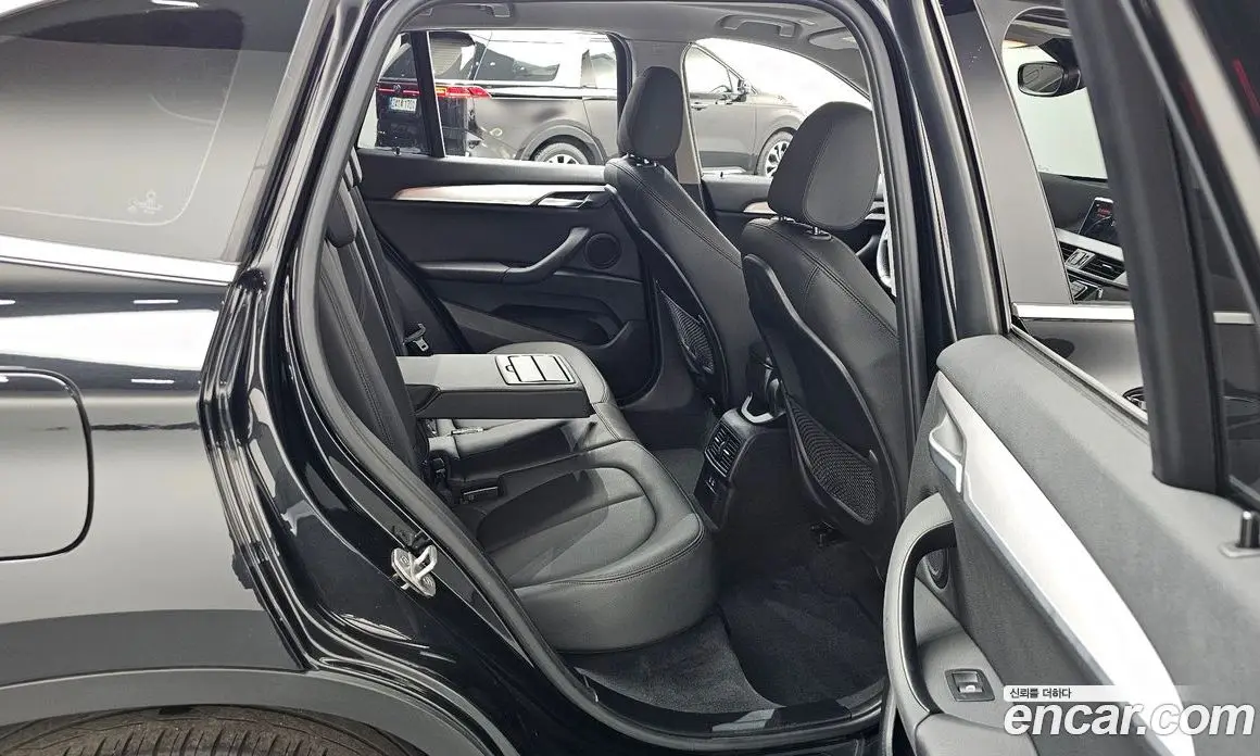 BMW X1 2020 2.0 автомат (гидро), фото 12 BMW X1 2020 2.0 автомат (гидро), фото 12