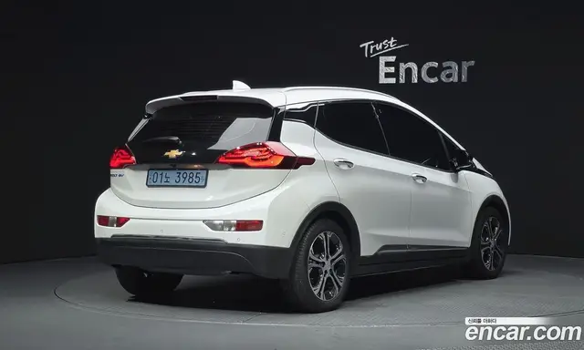 Chevrolet Bolt EV 2018 0.2 автомат (гидро), миниатюра 2