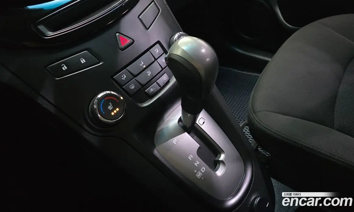 Chevrolet Orlando 2013 2.0 автомат (гидро), фото 9