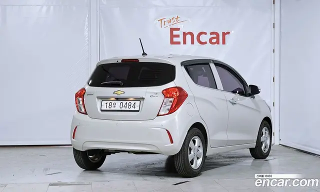 Chevrolet Spark 2016 1.0 автомат (гидро), миниатюра 2