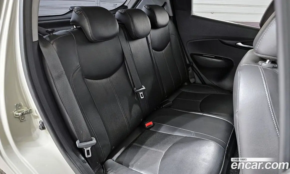 Chevrolet Spark 2016 1.0 автомат (гидро), фото 12