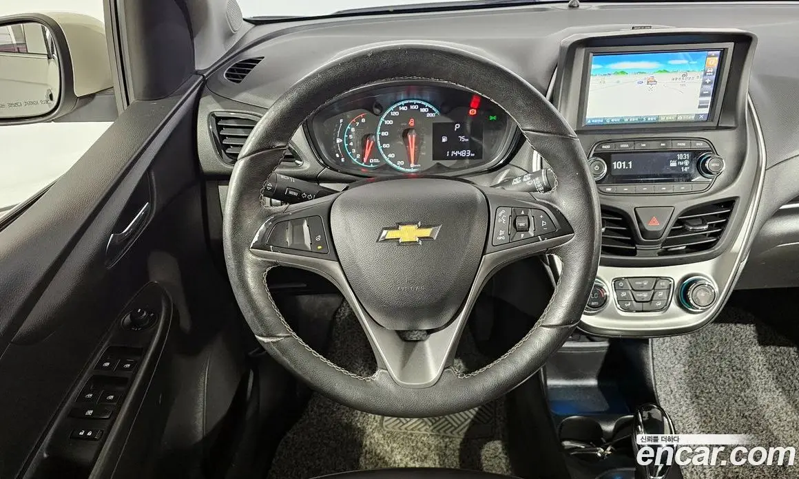 Chevrolet Spark 2016 1.0 автомат (гидро), фото 13