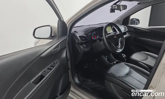 Chevrolet Spark 2017 1.0 автомат (гидро), миниатюра 11