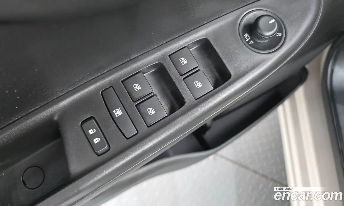 Chevrolet Spark 2017 1.0 автомат (гидро), фото 12