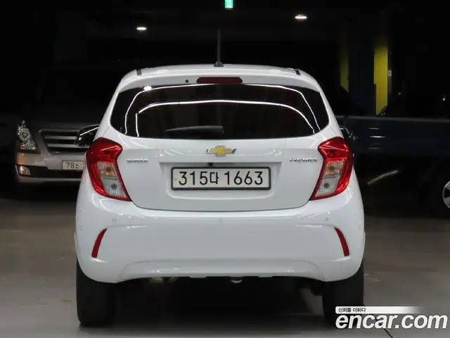Chevrolet Spark 2022 1.0 автомат (гидро), миниатюра 3