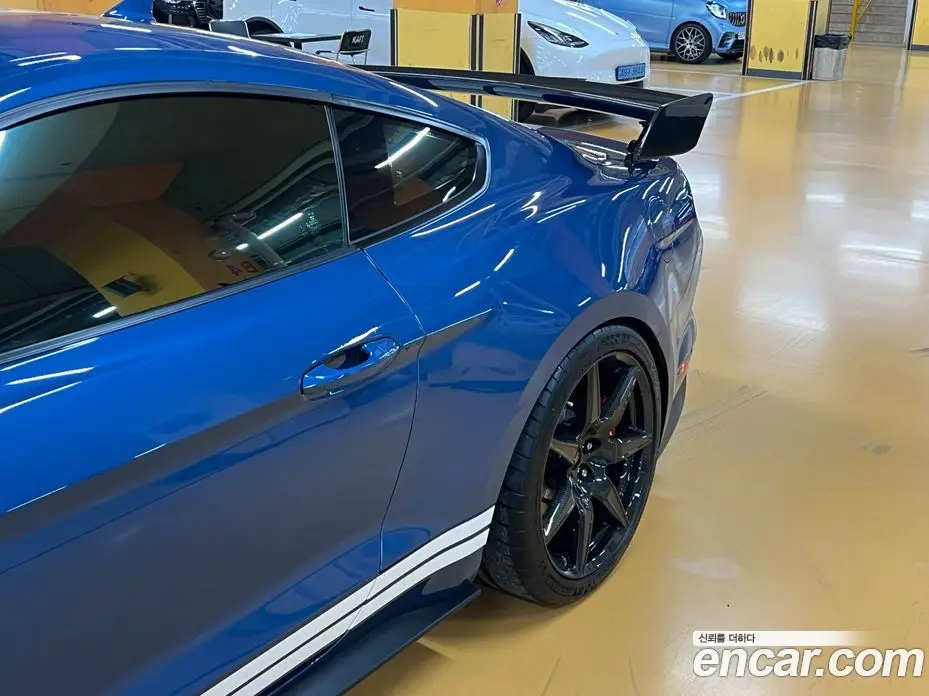 Ford Mustang 2020 5.2 автомат (гидро), фото 8 Ford Mustang 2020 5.2 автомат (гидро), фото 8
