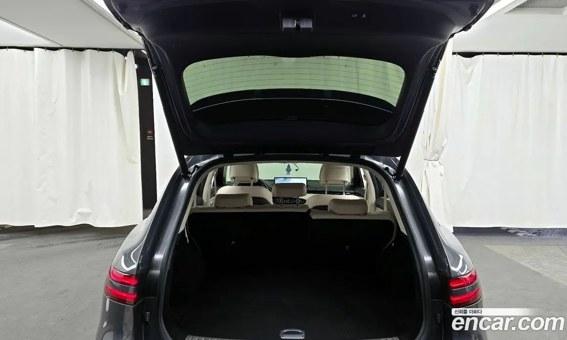 Genesis GV70 2021 2.5 автомат (гидро), фото 20