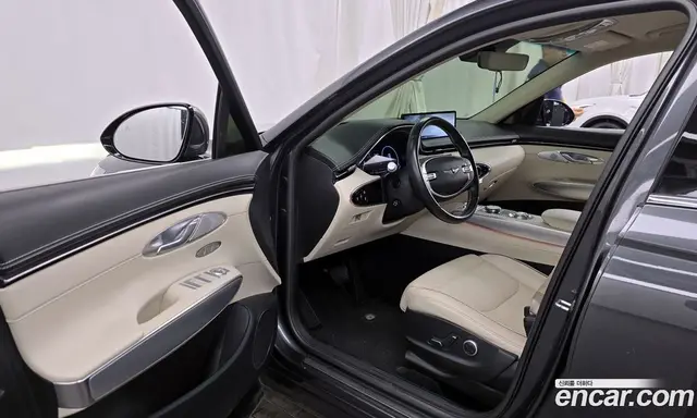 Genesis GV70 2021 2.5 автомат (гидро), миниатюра 10