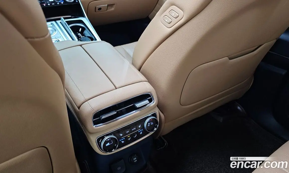 Genesis GV80 2020 2.5 автомат (гидро), фото 20 Genesis GV80 2020 2.5 автомат (гидро), фото 20