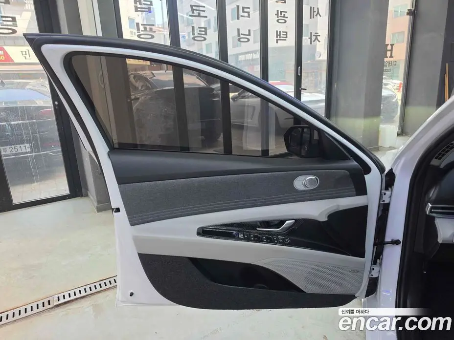 Hyundai Avante 2022 1.6 автомат (гидро), фото 16 Hyundai Avante 2022 1.6 автомат (гидро), фото 16
