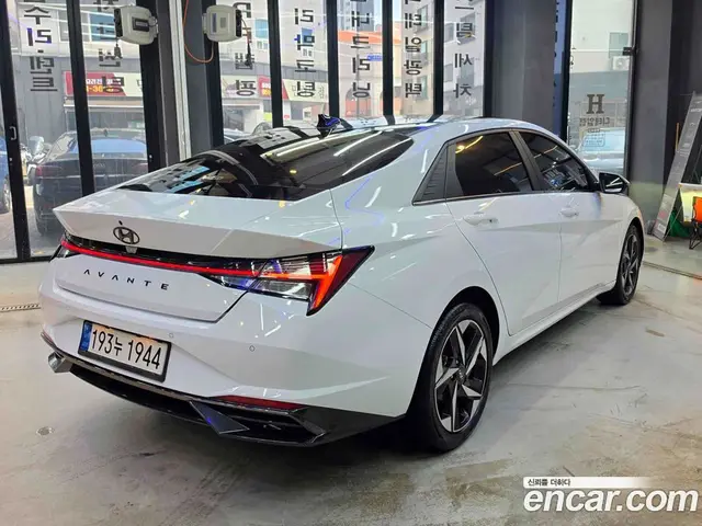 Hyundai Avante 2022 1.6 автомат (гидро), миниатюра 4 Hyundai Avante 2022 1.6 автомат (гидро), миниатюра 4