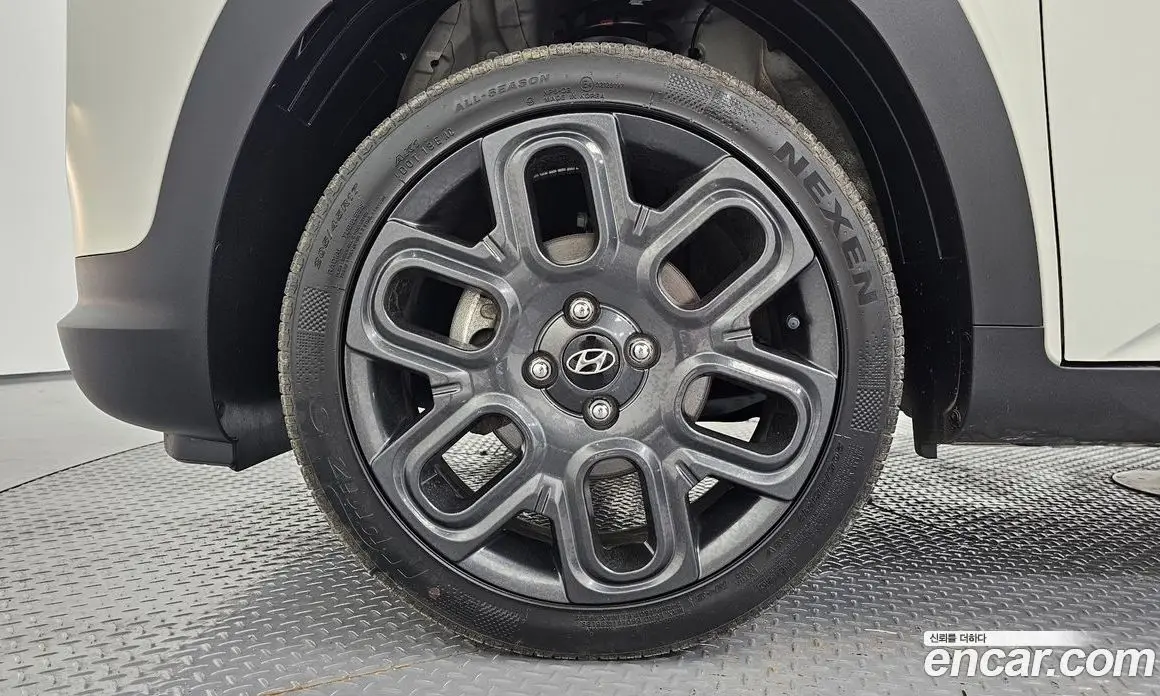 Hyundai Casper 2023 1.0 автомат (гидро), фото 5