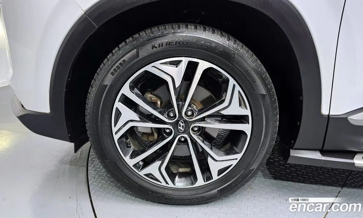 Hyundai Santa Fe 2018 2.0 автомат (гидро), фото 5