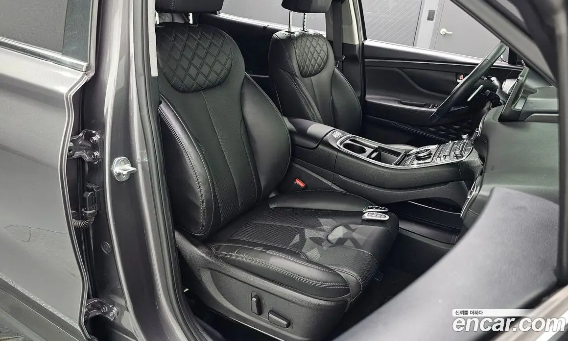 Hyundai Santa Fe 2022 2.5 автомат (гидро), фото 12 Hyundai Santa Fe 2022 2.5 автомат (гидро), фото 12