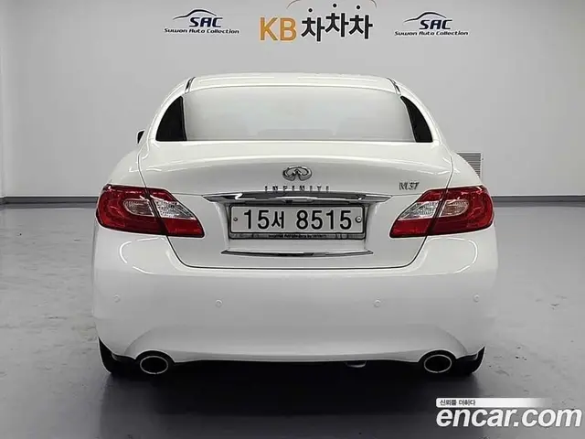 Infiniti M 2011 3.7 автомат (гидро), миниатюра 3