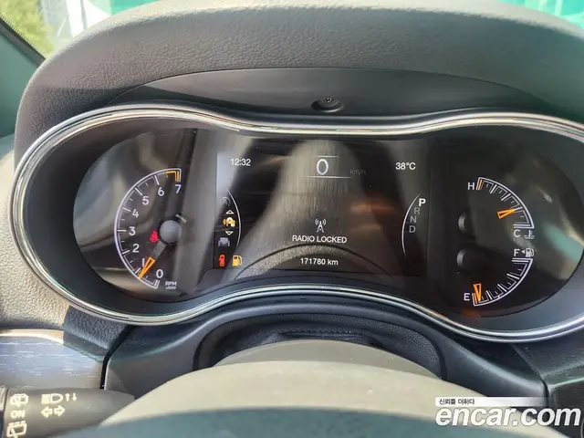 Jeep Cherokee 2018 3.6 автомат (гидро), миниатюра 11