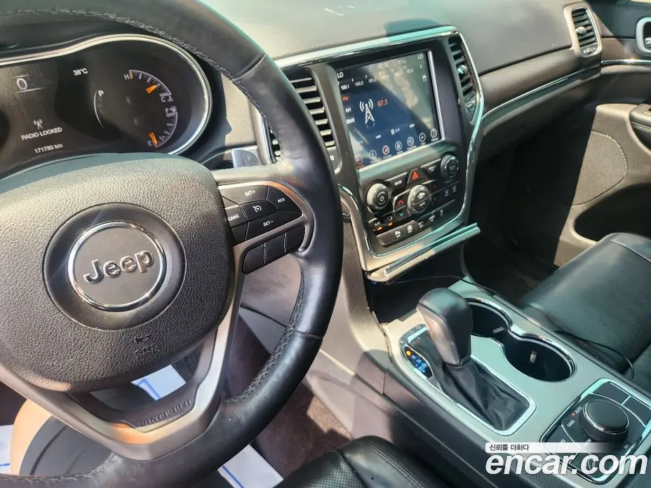 Jeep Cherokee 2018 3.6 автомат (гидро), фото 12