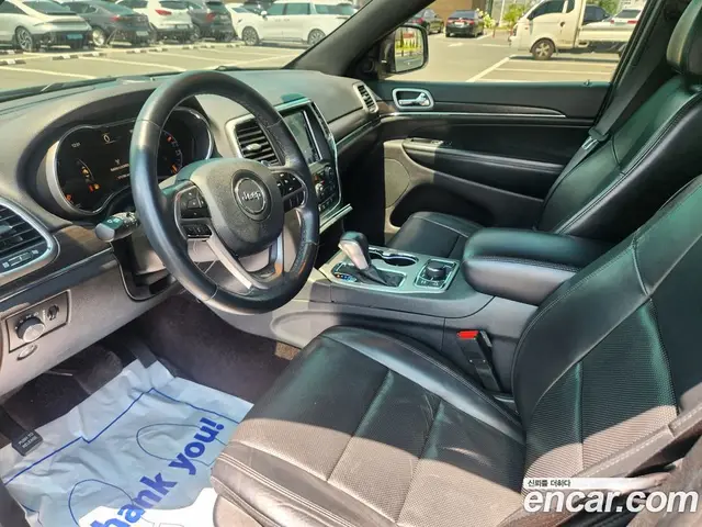 Jeep Cherokee 2018 3.6 автомат (гидро), миниатюра 7