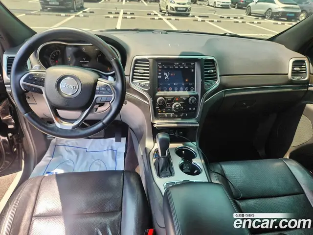 Jeep Cherokee 2018 3.6 автомат (гидро), миниатюра 9