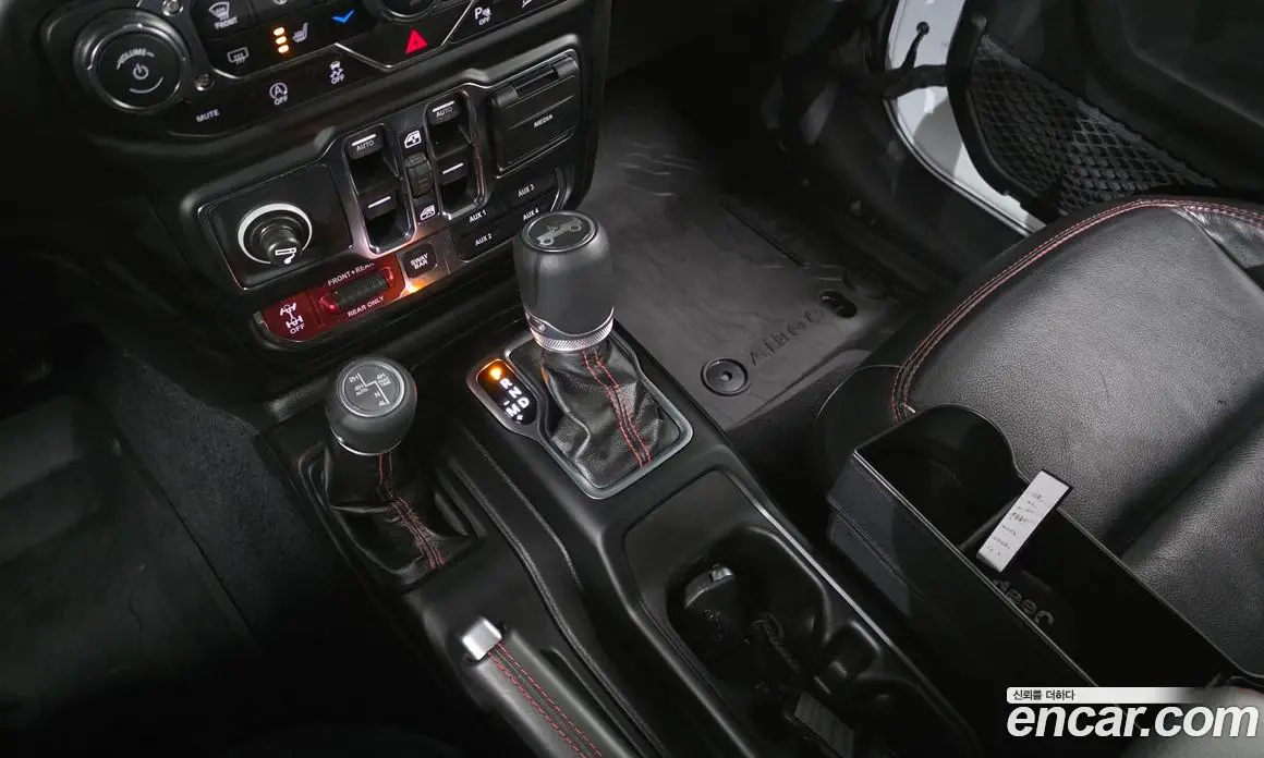 Jeep Wrangler 2019 2.0 автомат (гидро), фото 9
