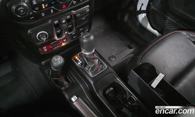 Jeep Wrangler 2019 2.0 автомат (гидро), миниатюра 9