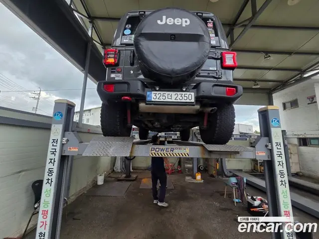 Jeep Wrangler 2019 2.0 автомат (гидро), миниатюра 2