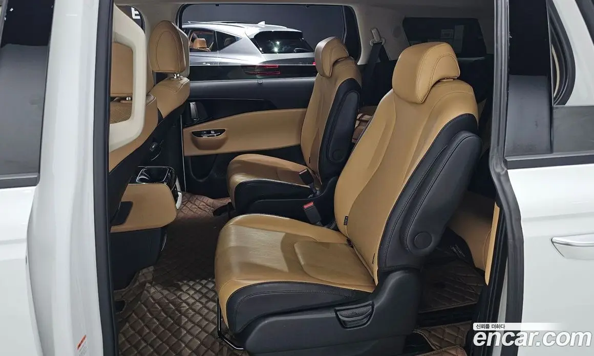 Kia Carnival 2022 3.5 автомат (гидро), фото 12
