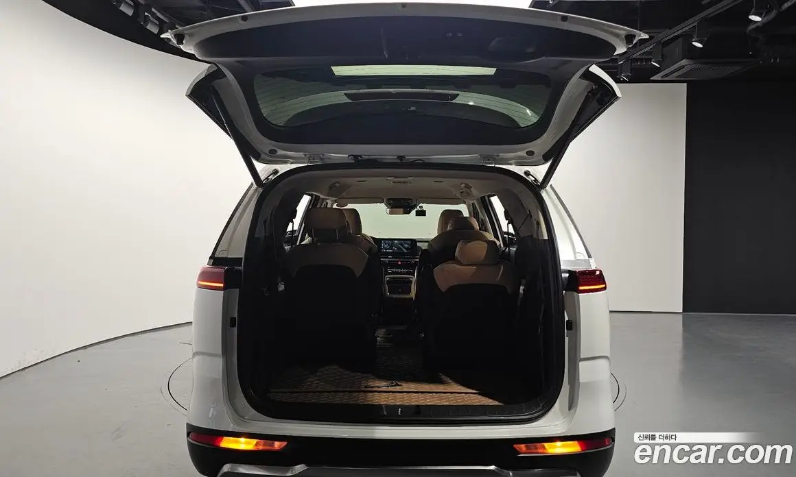 Kia Carnival 2022 3.5 автомат (гидро), фото 20