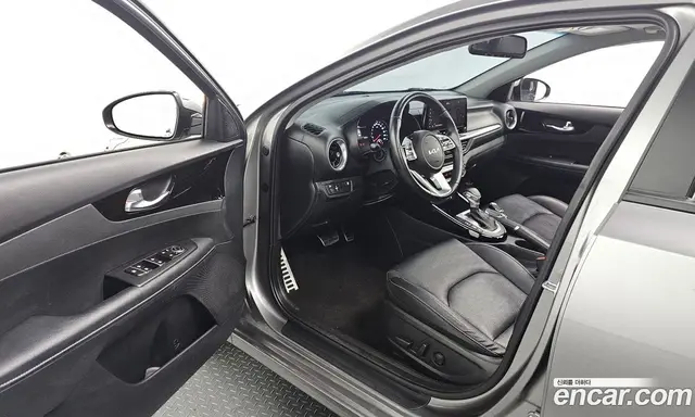 Kia K3 2024 1.6 автомат (гидро), миниатюра 10 Kia K3 2024 1.6 автомат (гидро), миниатюра 10