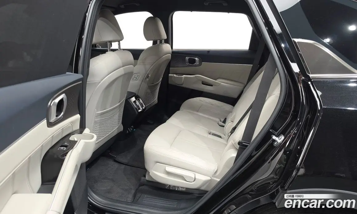 Kia Sorento 2023 1.6 автомат (гидро), фото 11