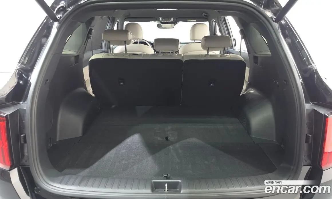 Kia Sorento 2023 1.6 автомат (гидро), фото 17