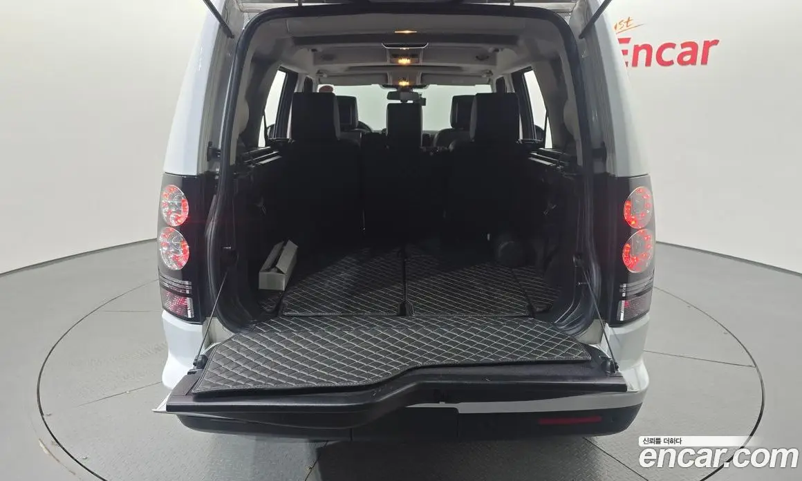 Land Rover Discovery 2014 3.0 автомат (гидро), фото 17 Land Rover Discovery 2014 3.0 автомат (гидро), фото 17
