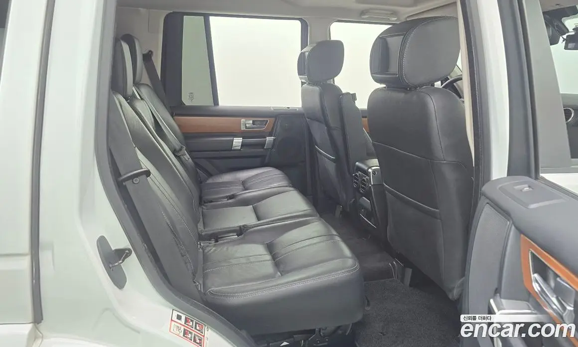 Land Rover Discovery 2014 3.0 автомат (гидро), фото 19 Land Rover Discovery 2014 3.0 автомат (гидро), фото 19