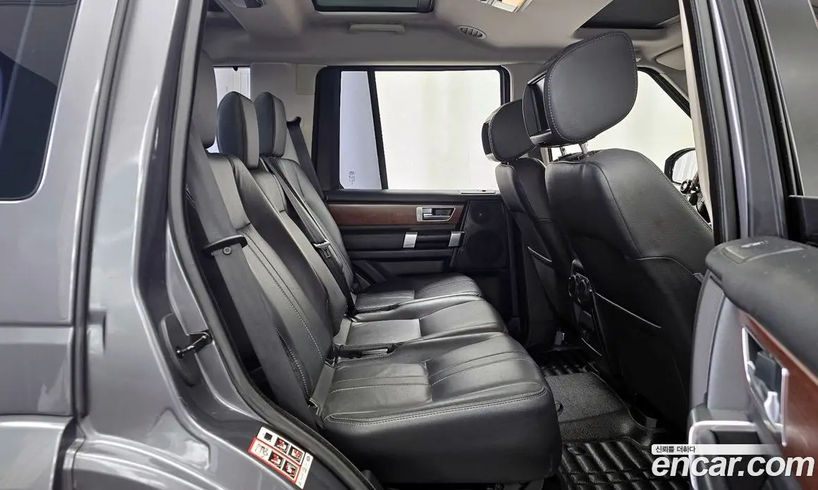 Land Rover Discovery 2016 3.0 автомат (гидро), фото 12 Land Rover Discovery 2016 3.0 автомат (гидро), фото 12