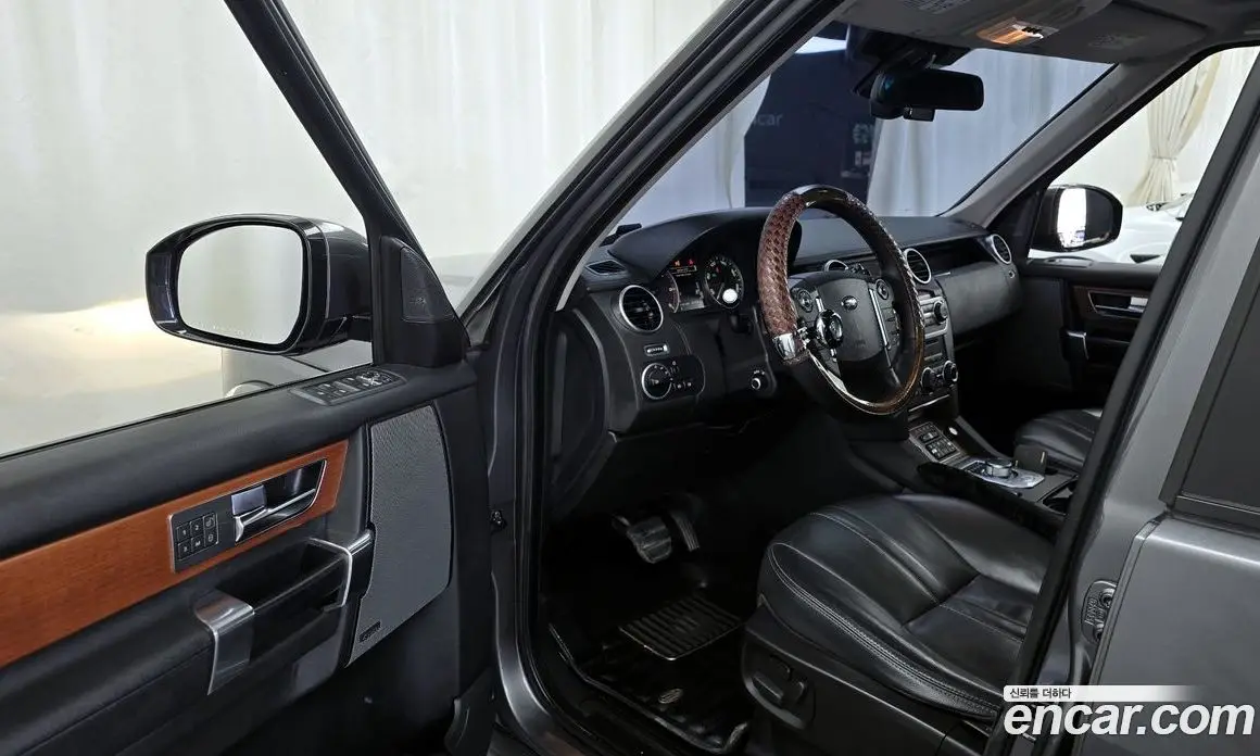 Land Rover Discovery 2016 3.0 автомат (гидро), фото 10 Land Rover Discovery 2016 3.0 автомат (гидро), фото 10